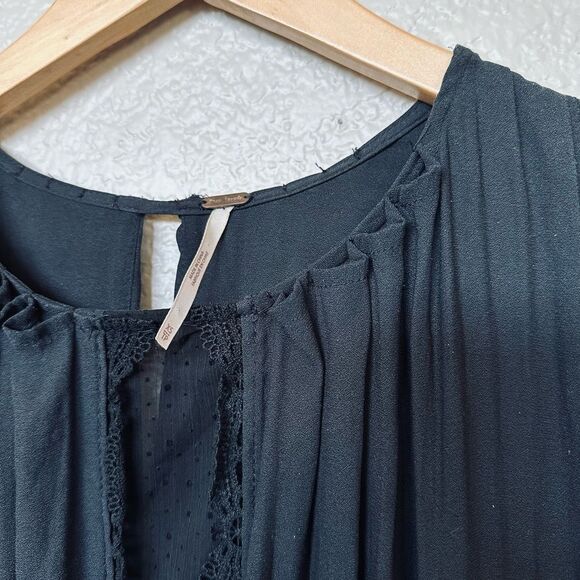 Free People Layered Flowy Tunic Blouse Top XS - Picture 3 of 7